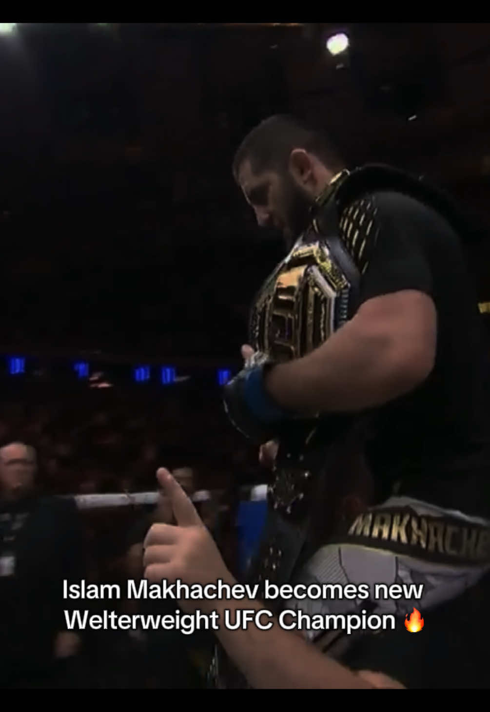 islam top 3 ufc players oat / Makhachev becomes UFC double champ after beating Maddalena #islammakhachev #ufc322 #maddalena 
