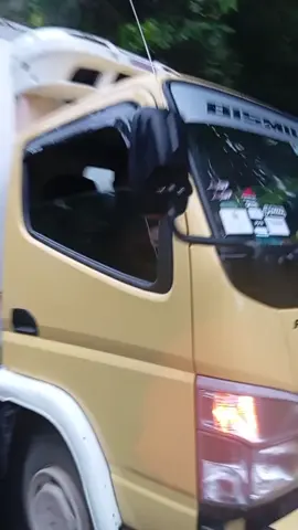 wahon leweng iyeu. cuman bisa antar RT antar desa.  Lebak Rilex