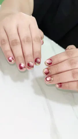 Cateye chrome #nailart #fypシ゚viral🖤tiktok #fyppppppppppppppppppppppp #nailartselatpanjang #nailartsimpledesign #cateye #chromenails 