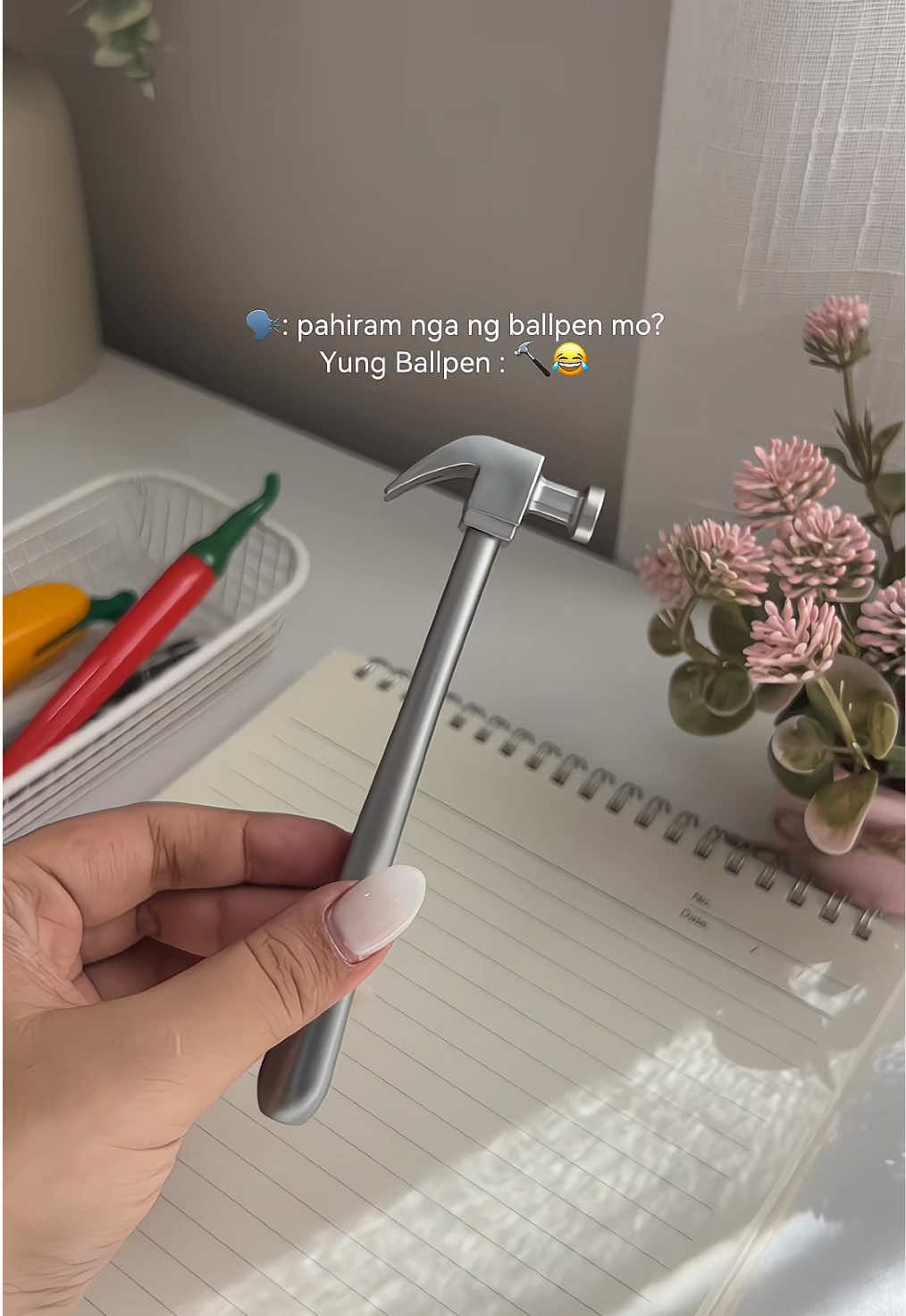 Who said gifts can’t be funny? This hammer pen hits differently! 😂🔨 #monito #giftideas #giftidea #gifts #ballpen 
