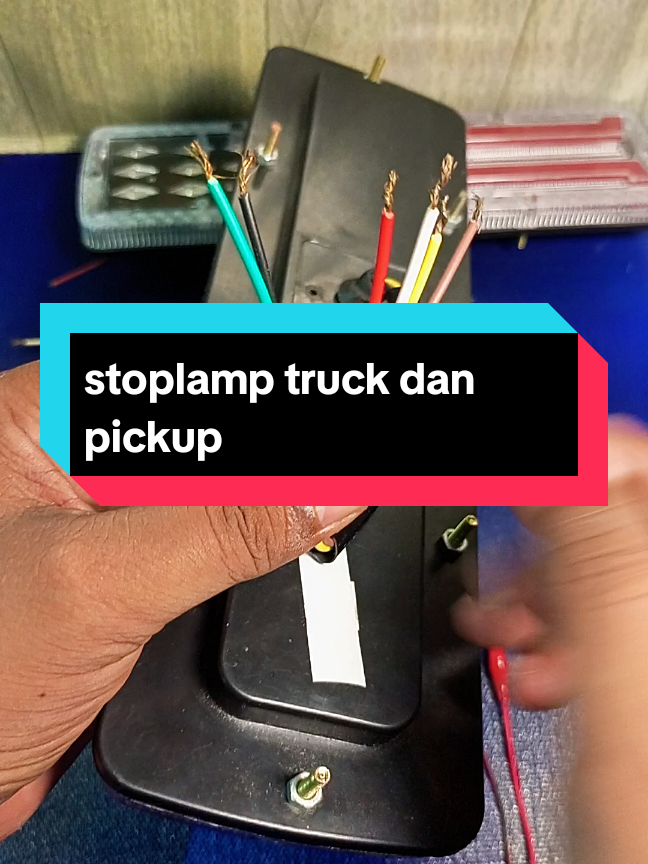 Membalas @bang.rafis stoplamp truck dan pickup 12 24 volt #stoplamptruck#stoplamppickup#stoplamp12volt #aksesoristruck#sopirtruckindonesia🇮🇩 