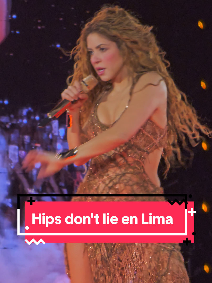 Shakira en Perú cantando Hips Don't Lie en el Estadio Nacional de Lima como parte del tour Las Mujeres ya no Lloran.  #shakira #lmynlworldtour #shakiraenperu #shakiraenlima #hipsdontlie 