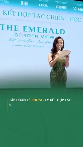 💥 𝙂𝙞𝙖́ 𝘿𝙪̛𝙤̛́𝙞 𝟭.𝟯𝟵 𝙏𝙔/𝘾𝘼𝙉 – TRẢ TRƯỚC 160 TRIỆU – THANH TOÁN 6–8 TRIỆU/THÁNG, KHÔNG LÃI 💚 THE EMERALD GARDEN VIEW – CĂN HỘ CHUẨN RESORT GIỮA TRUNG TÂM THUẬN AN 💰 CHÍNH SÁCH TÀI CHÍNH SIÊU NHẸ • Trả trước chỉ 160 triệu ký HĐMB – dễ dàng giữ chỗ giai đoạn F0 • Thanh toán 6–8 triệu/tháng, KHÔNG LÃI SUẤT • Ân hạn gốc & lãi đến 36 tháng – giữ vốn tối đa, đầu tư an toàn • Chiết khấu sớm + quà tặng nội thất cao cấp • Sổ hồng riêng từng căn, pháp lý minh bạch 📍 VỊ TRÍ KIM CƯƠNG – TRUNG TÂM THUẬN AN • Mặt tiền Nguyễn Chí Thanh, liền kề Đại lộ Bình Dương & tuyến Metro • 10 phút đến Aeon Mall, Lotte Mart, sân Golf Sông Bé, khu hành chính Thuận An • Kết nối nhanh TP.HCM – Thủ Đức – VSIP, khu vực sôi động nhất Bình Dương 🌿 KHÔNG GIAN SỐNG CHUẨN RESORT • Tiện ích 5⭐: hồ bơi tràn, sky garden, gym, yoga, BBQ, khu vui chơi trẻ em, sân thể thao ngoài trời • Bàn giao full nội thất cao cấp – sẵn sàng ở hoặc cho thuê 🚀 BOOKING NGAY – ƯU ĐÃI CÓ HẠN 🔥 Đặt chỗ 20 triệu – nhận ngay 60 triệu và quyền chọn căn đẹp nhất giai đoạn F0 📲 Liên hệ 0909 934 289 để nhận bảng giá chi tiết & tham quan nhà mẫu thực tế #Theemeraldgardenview #Khaitruongsaban #Tuyettackientrucxanh #lephong #ypfッ 
