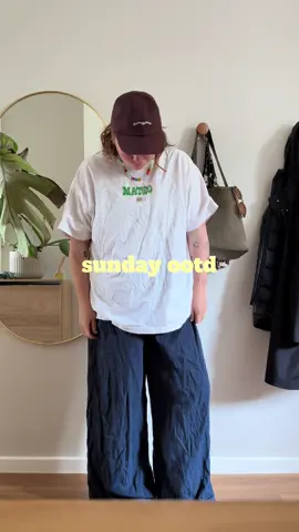 Everything is crinkled for a Sunday #OOTD #midsizeootd #fitcheck #midsizeoutfit 