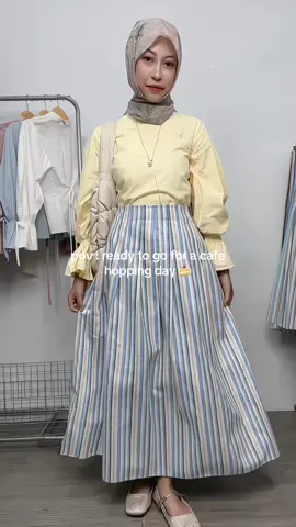 this outfit brings me love 💛🎐 #TikTokFashion #ootdhijab #zxycba #stripeskirt 