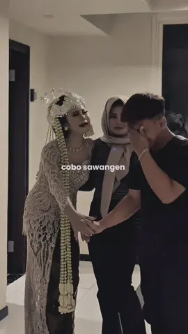 Nelongsone gusti😭😭 . . @lingling_GA 