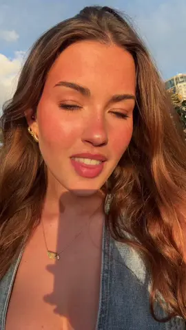 Green tongue had a feature 