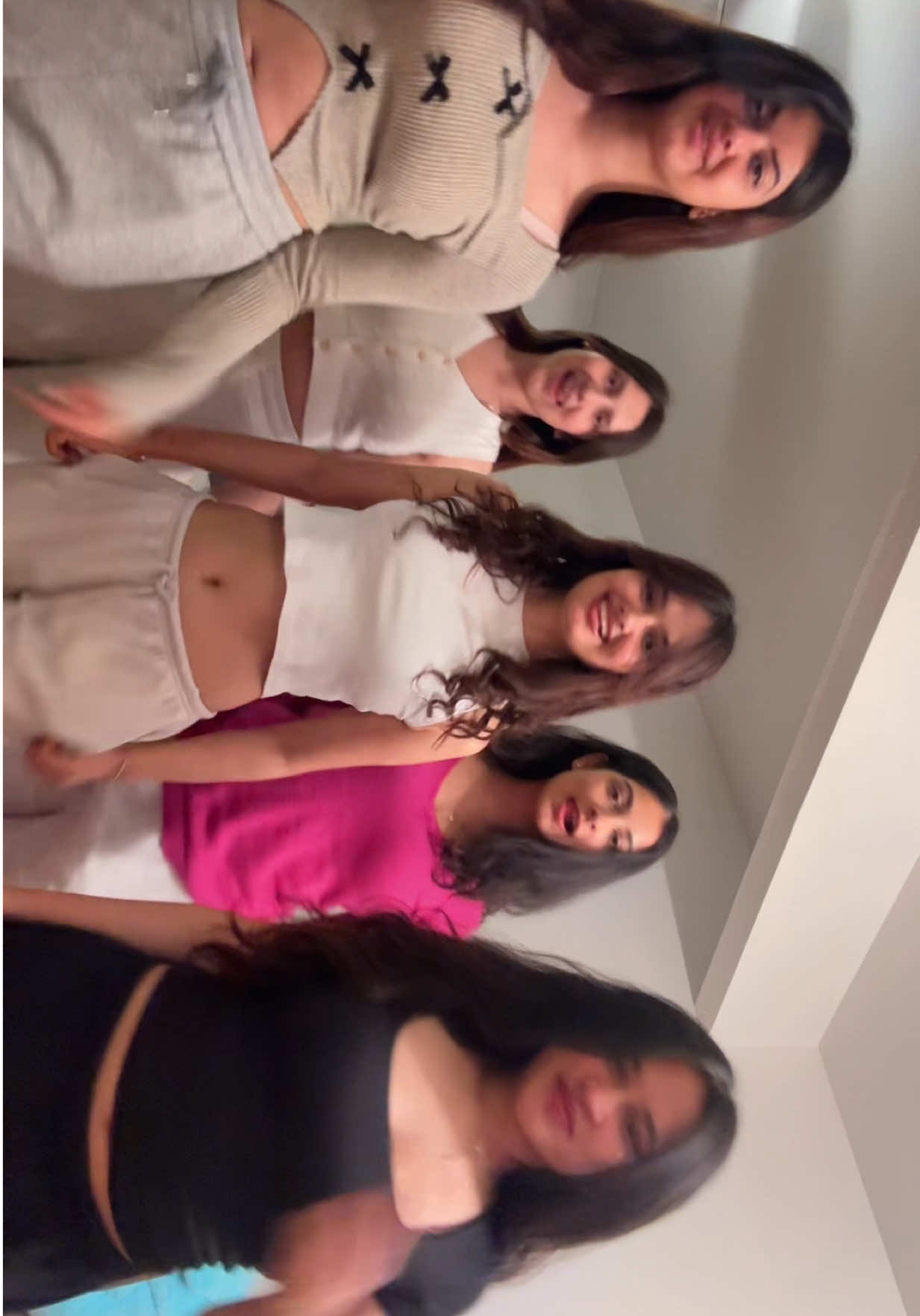 suna suna sanuuu #nepali @grishmaaa_khatri @Subigyaa @sristikaa___ @K 💗💗