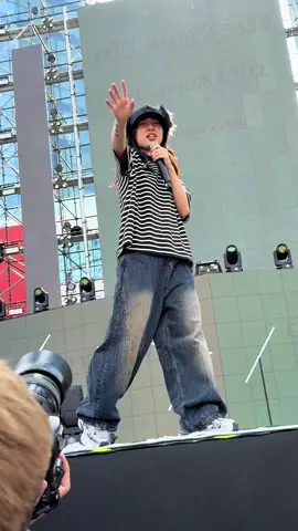 Đáng iu thế 😳#LyHan #LYHANTâmLinh #LYHANthefistalbum #xuhuong 