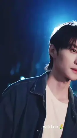willi Lee 🌾  masih terkesan sama peran zhang wangchuan,mahasiswa pintar,baik,ganteng, polos,kalem.jadi pengen mengulang masa2 sekolah 🫣😁#wangyilei #aktorganteng #fyp #shortdramachinese 🔥🔥