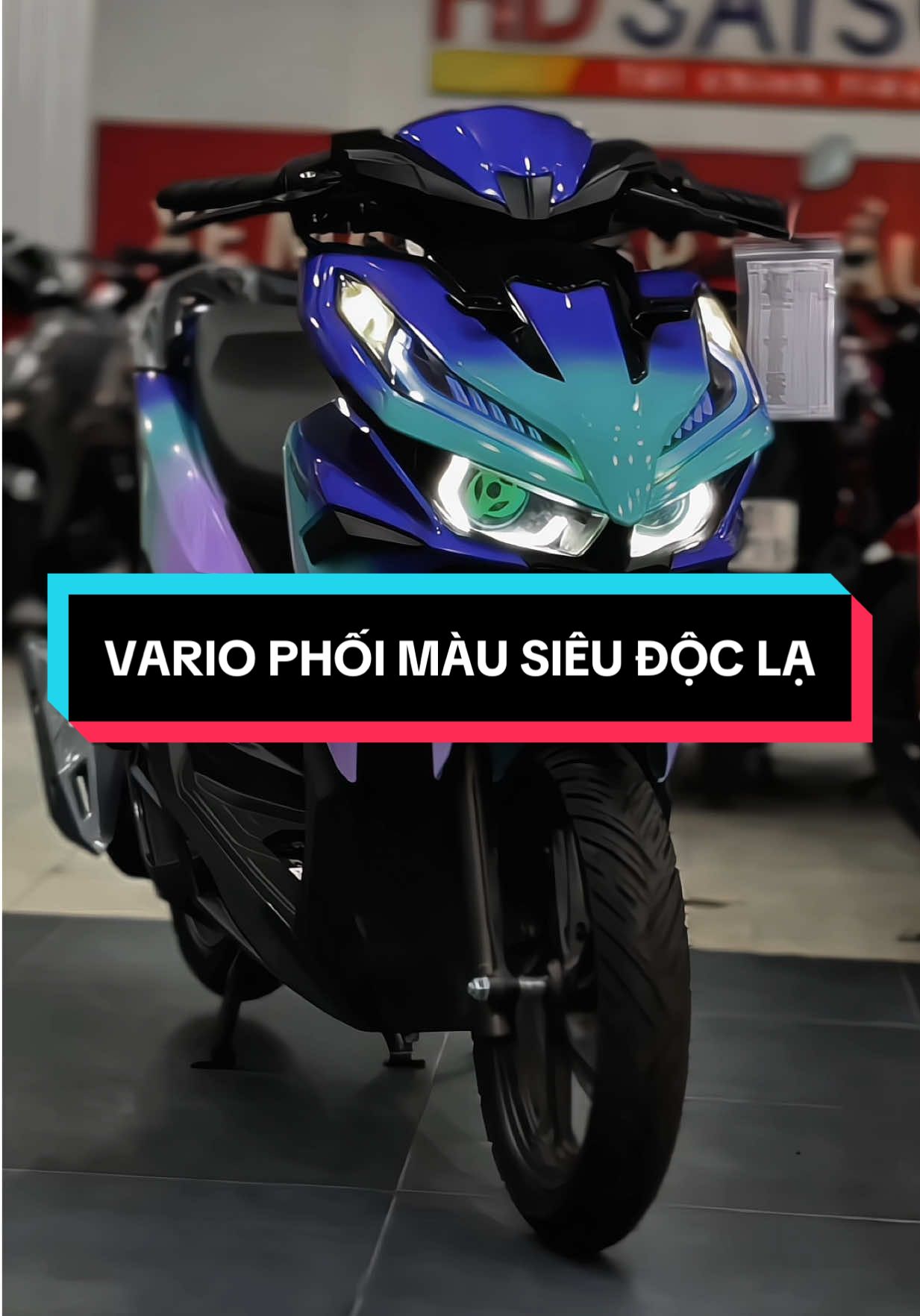 VARIO phối 3 màu siêu độc lạ. Chỉ 2🥔 nhận xe ngay #xemaytragop #xemaynhapkhau #vairal #vario #vario125 
