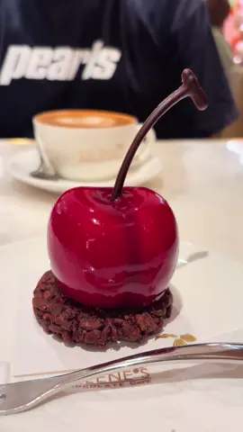 Best day ever and yes it did have crunch 🍒 #dessert #viraldessert #sweettreat #fruitdessert #melbourne 