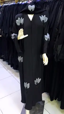 #عبايات_كيان_الوشاح  #المدينة_المنورة_ممشى_قباء_النازل  #مقابل_الأوائل_مول  #توصيل_لجميع_مناطق_المملكه🇸🇦  #وديع_الكرشمي_متمكن_في_عالم_الأزياء 