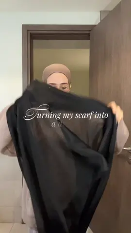 Turning two scarves and a skirt into a full outfit 👀 This started as an experiment… but now I kinda want to wear it out 👗 Would you try something like this?