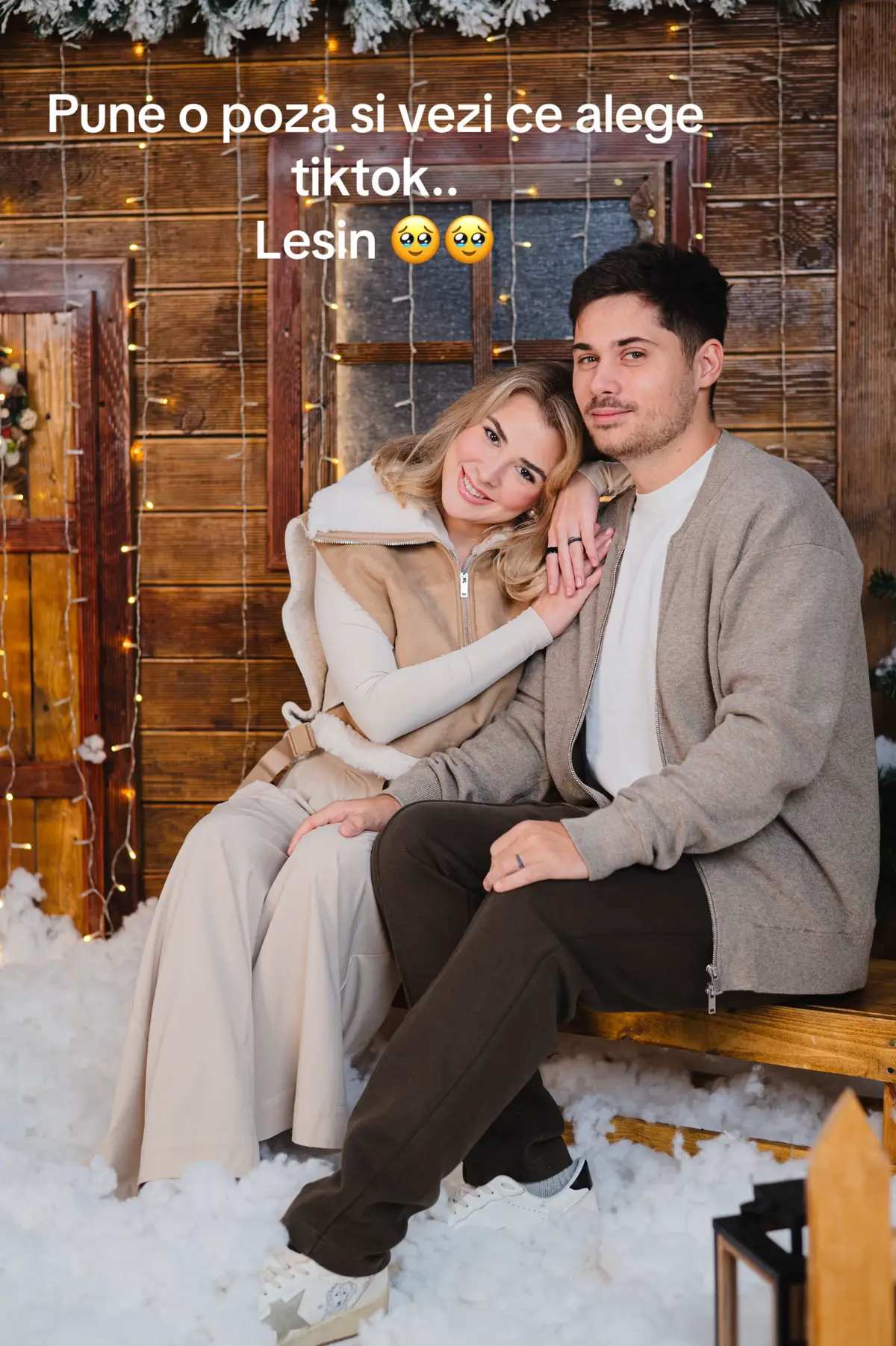 Am zis ca imi da o balarie .. dar cu cat ascultam mesajul si ma uitam la poza, chiar asa imi inspira privirile noastre.. ador 🥰🥹💕