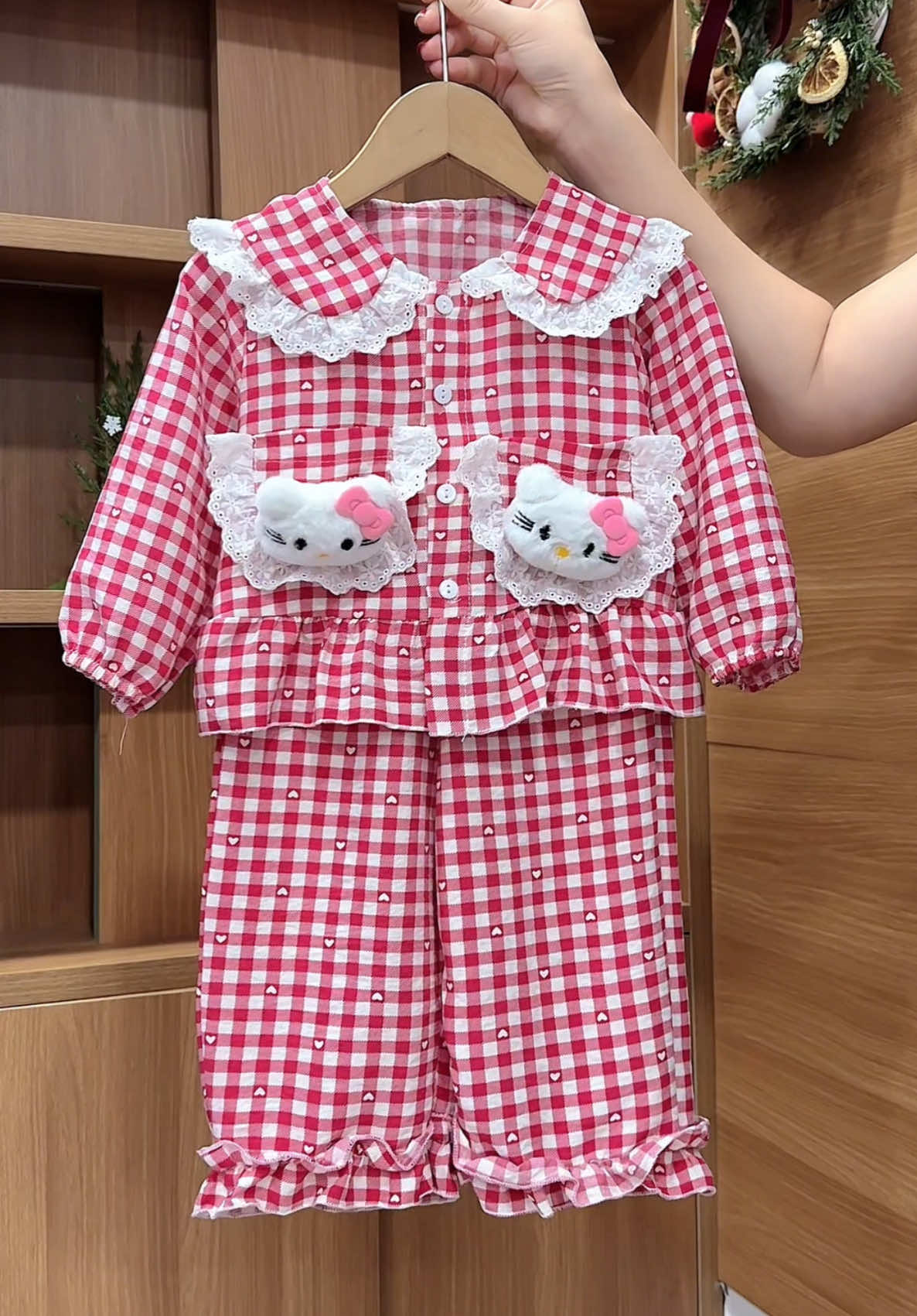 Bộ tay dài quần dài cho bé gái #xuhuong #mechangnee #thoitrangtreem #setxinhchobe 