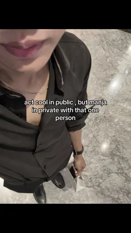 but i’m not manja i’m gatal  ( gigit jari ) hahaha