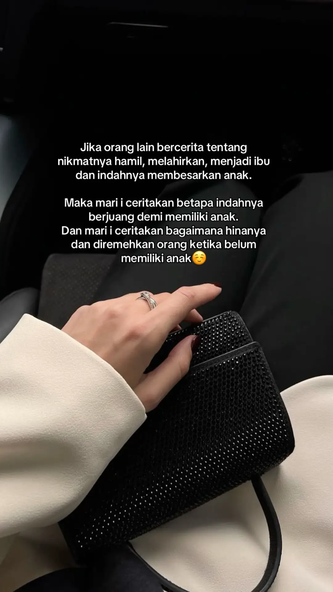 Macam mana rasanya menjadi seorang ibu ya Allah☺️ aku juga ingin rasa menjadi seorang ibu dari anak anakku. Semoga perjuangan kami menjadi pejuang dua garis berbuah manis, aamiin ya mujib🤲🏻 #ttc #ttcjourney #ttcfighter #pejuanggarisdua 