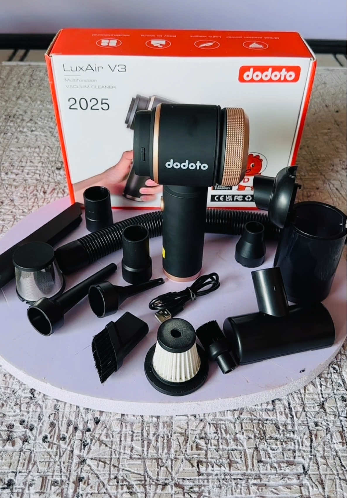 Máy vừa thổi vừa hút + nhỏ + mạnh #maythoibui #mayhutbui #mayvuathoivuahut #dungcucamtay #muataitiktok 