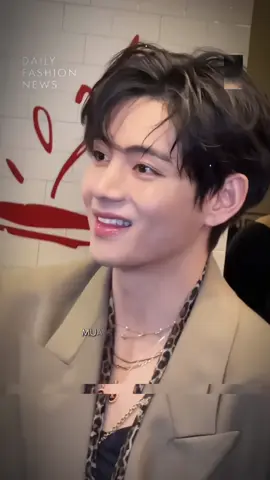 sau này đừng nhắc về anh với người yêu mới, anh sợ nó tự ti #taehyung #xh #kimtaehyung #bts #viral 