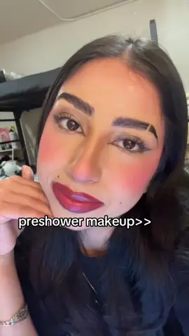lowkey ate no? 😜 #preshowermakeup #makeup #makeupartist #fyp #makeuptransformation 