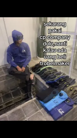 🫣 #fyp #casual #casualstyle #casualsoutfit #cpcompany 