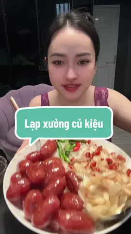 Lạp xưởng này mà ăn cùng củ kiệu thì nói gì nữa#mukbang 