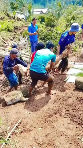 Makam terbawa Longsor desa Tlahab Lor..  #fyp #makam #sibatok #purbalingga #longsor 