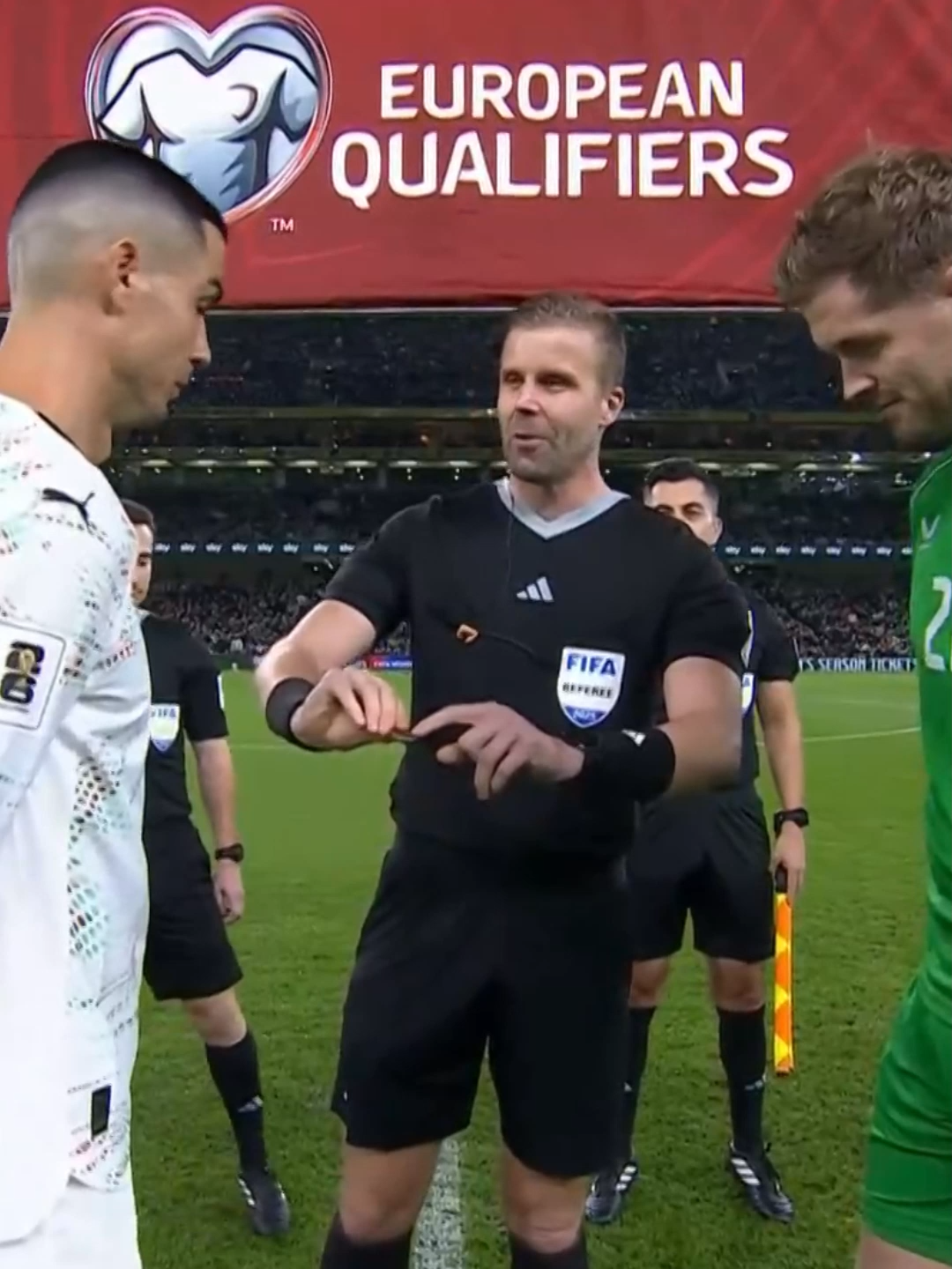 FIFA quay xe xoá thẻ cho ronaldo?#ronaldo #thethaomoingay #football #portugal