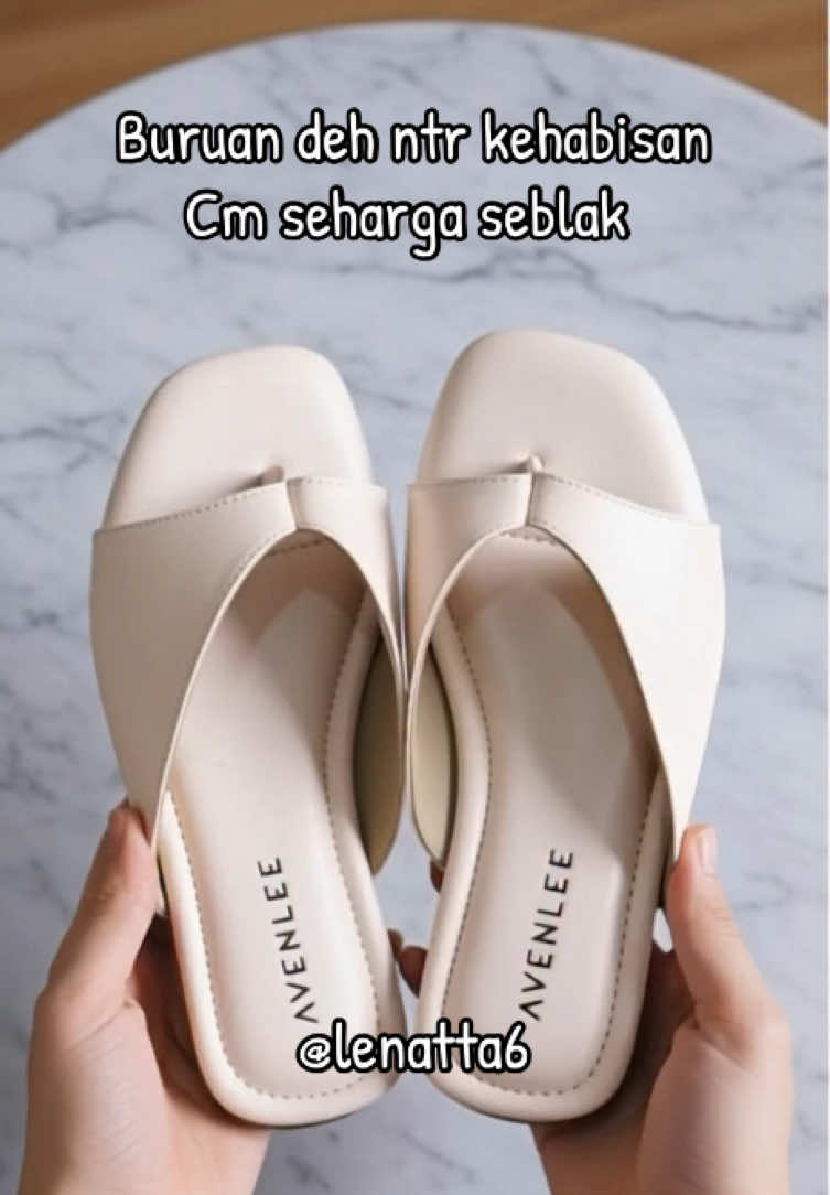 Sendal wanita kekinian #sendalwanita #sendalmurah #sendal #sendalviral #fypシ 