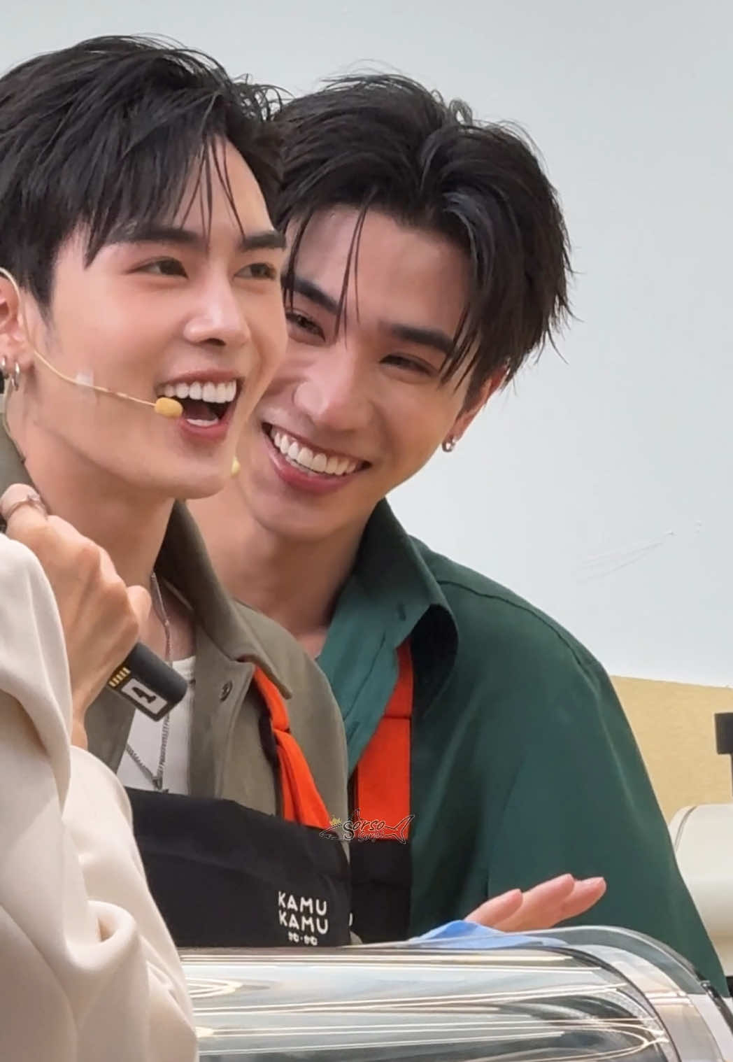 สายตาที่มองน้อง 🥹 #perthtanapon #santapp #perthsanta @PERTHPPE @Santa 