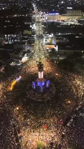 Suasana malam hari haul abah guru sekumpul tahun kemarin  #haul #relawan #fyp #haulabahgurusekumpul #haulsekumpul 