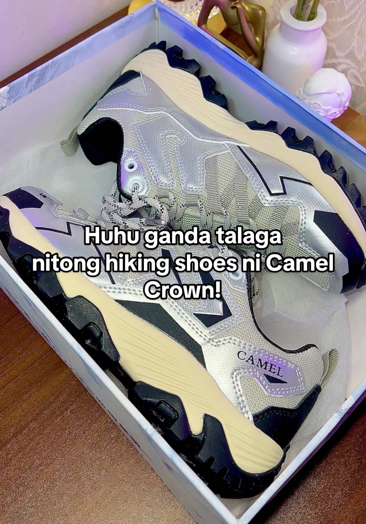 Replying to @pearlyy 𐙚 Huhu ganda talaga nitong hiking shoes ni Camel Crown! Ang angas at ang comfy sulit na sulit! #camelcrown #hikingshoes #camelcrownshoes #hikingmusthaves #sportshoes 