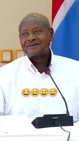 Mzee ne vawulensi bali bati🤞😂😂😂 #therealugmedia #foryoupageofficiall #ugandatiktokers 