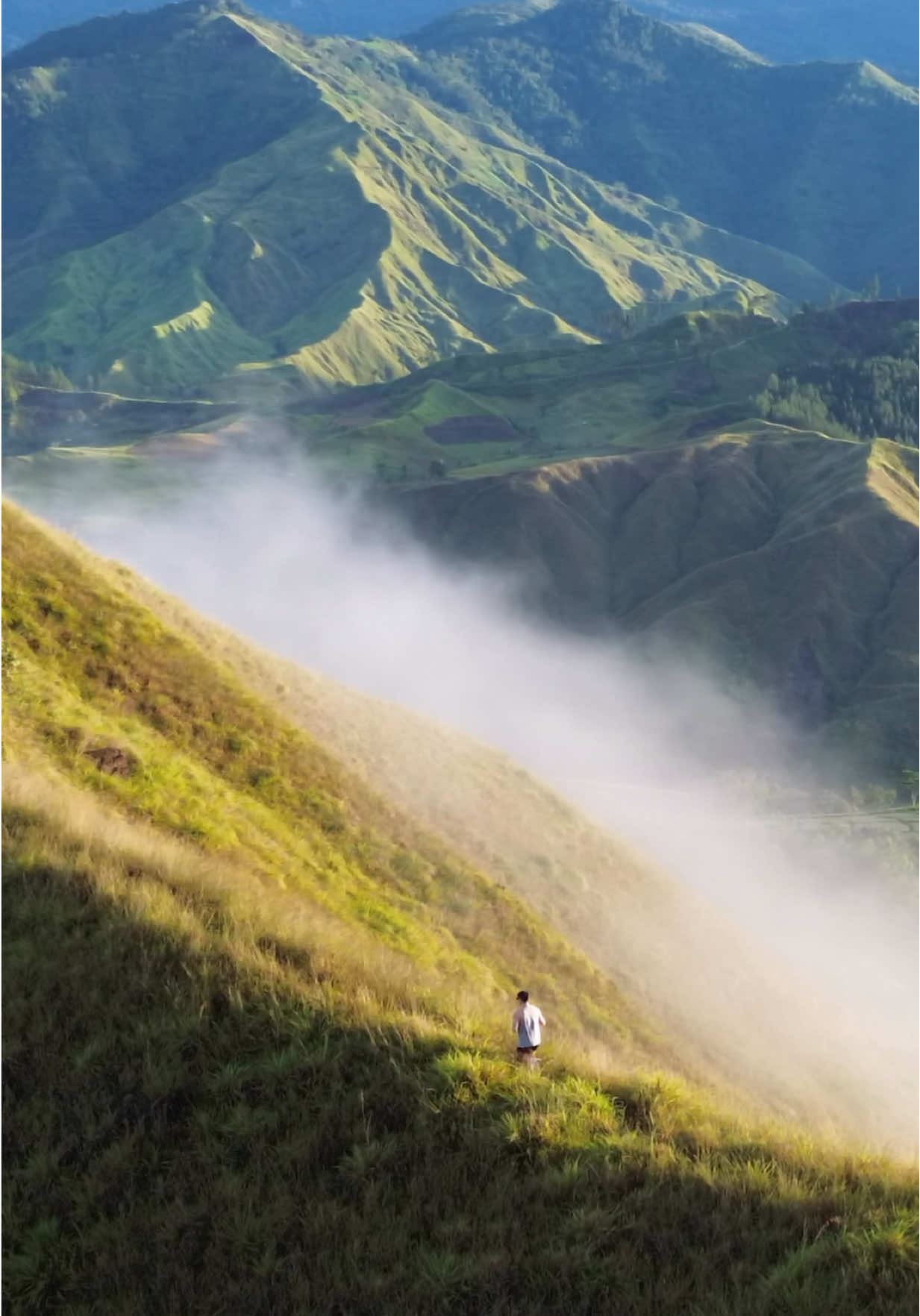 I’m leaving a piece of my heart here. Bukidnon, you are too beautiful to forget! 🥹🤍 #bukidnon #impasugongbukidnon #fyp #panimahawaridge Thanks to @kuya athan services  for the stunning shots 🥹🤍