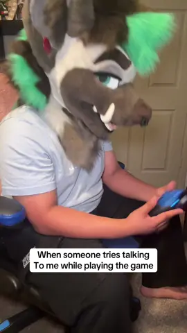 I’m TRYING TO PLAY #fyp #foryoupage #furry #furrytiktok #furrycommunity 