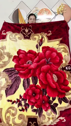 Chăn nhung 2 lớp dày dặn chắc chắn. #channhungtuyet2lop #channhungtuyet #channhung #xuhuongtiktok2025 #lycocham1987 