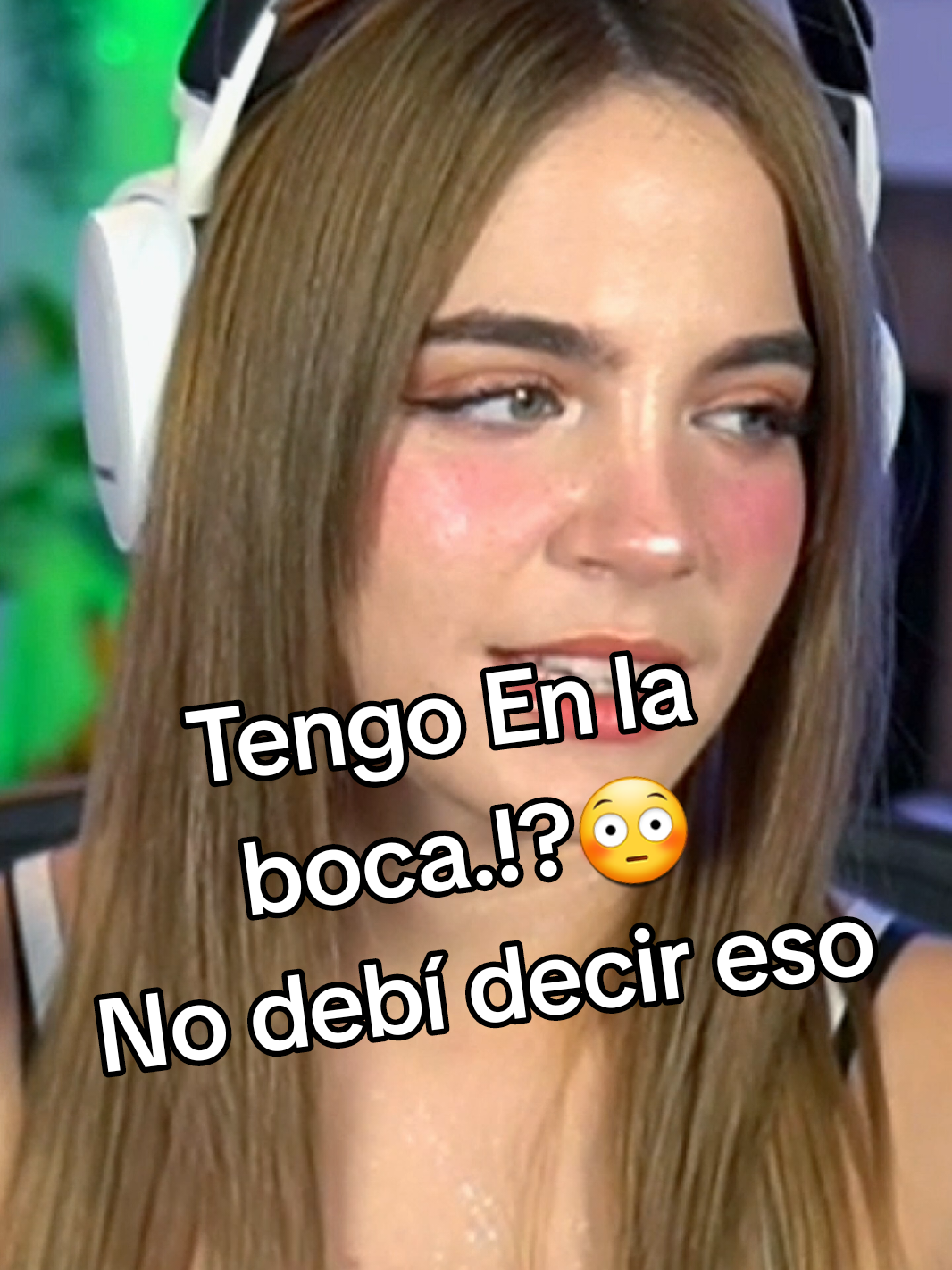 Pelo en la 💋😳💜😳#spoiler #staryuuki #humor #funny #comedia 