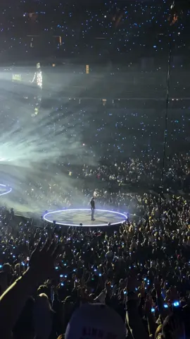 Brandon Lake , 15,000+ people worshipping in Sacramento.—— #brandonlake #FYP #brandonlakeconcert2025 #christiantiktok #sacramento