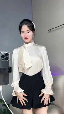 Áo sơ mi lụa xinh sang quá nè 😍 #benhimreview #aosomi #xuhuong 