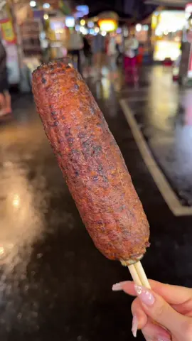 When you order grilled corn in Taiwan🌽 📍 Raohe street night market #streetfood #asmr 