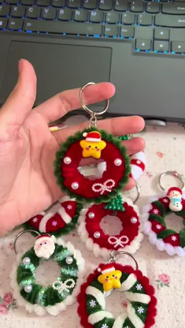 món quà Noel nhỏ nhỏ xinh xinh 🥰 #kemnhung #handmade #noel #vongnguyetque 