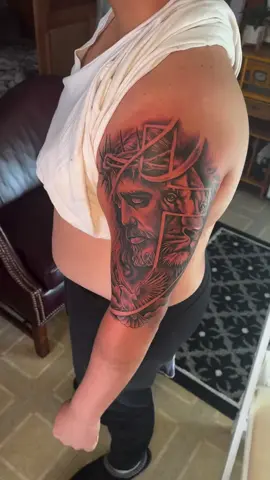 Upper Arm piece completely done and it came out doped as planned for pricing and availability tap in with me for more details #tattoo #tattooartist #tattooideas #spiderweb #tattoosleeve 