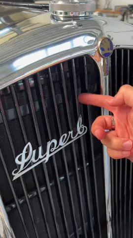 🎶 Wish we could turn back time… Wie cool ist dieser Škoda Superb bitte? Justin zeigt euch das Classic Car im Detail!