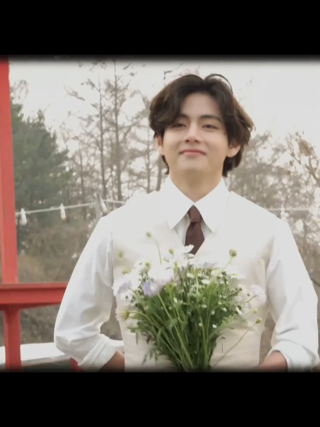 Unrealistically beautiful 💗#bts #teahyung #v #tea #rek #grove #fyp @TikTok 