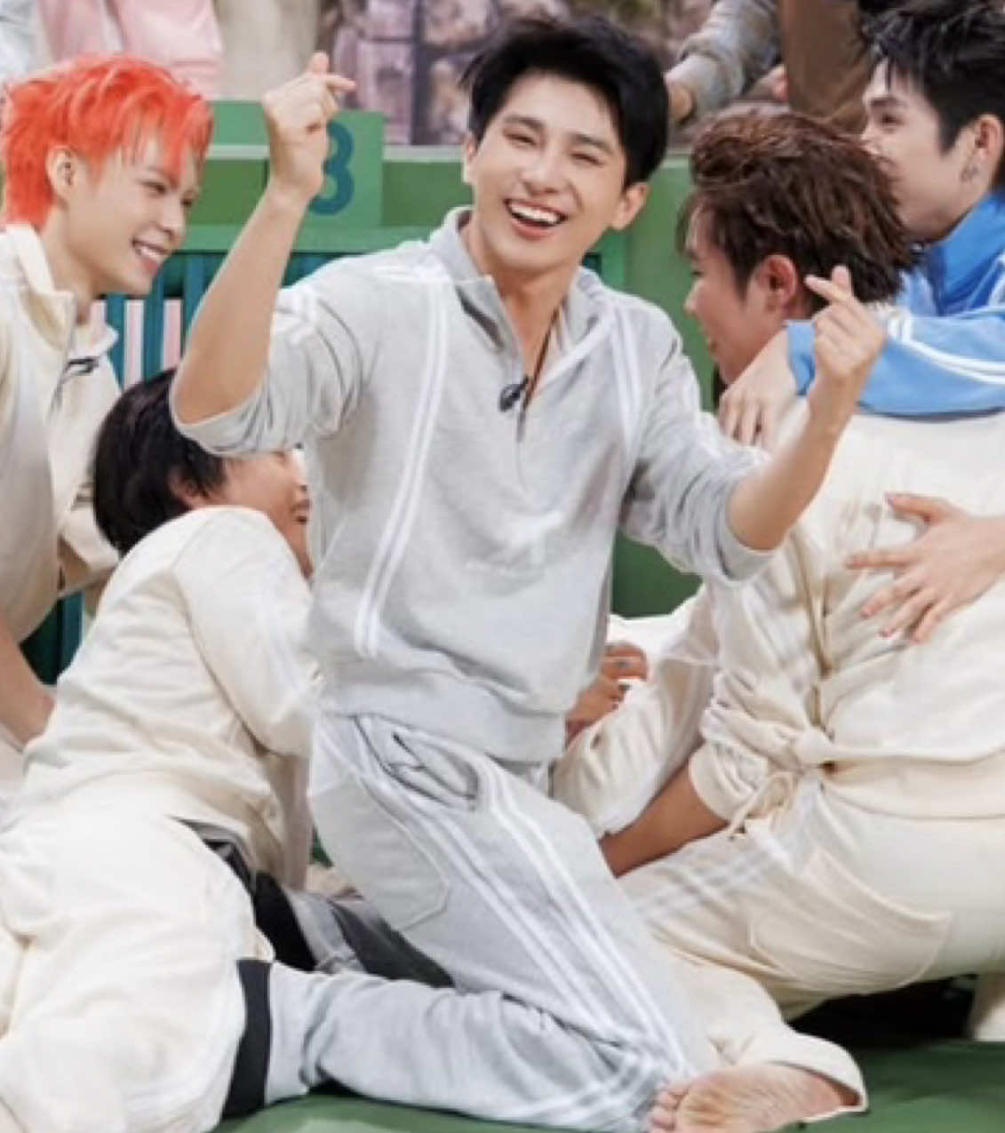 Em bé Sơn.K chơi hết mình luôn😘 Còn che chắn cho các anh nữaaaa. Siêu iuu🫶 #SonK #AnhTraiSonK #AnhTraiSayHi2025 #fyp 