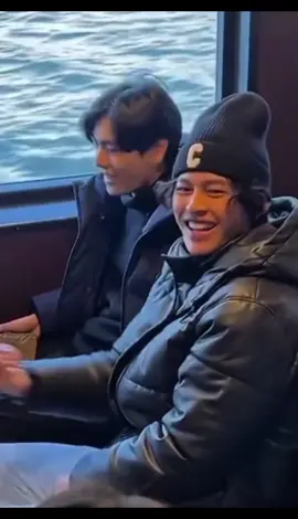 အကယ်၍လက်ထပ်ဖြစ်ခဲ့ရင် Pondphuwin version 😂#pondphuwin #fypシ゚viral🖤tiktok #fyppppppppppppppppppppppp #မြင်ပါများပီးချစ်ကျွမ်းဝင်အောင်လို့🤒🖤 #gmmboys 