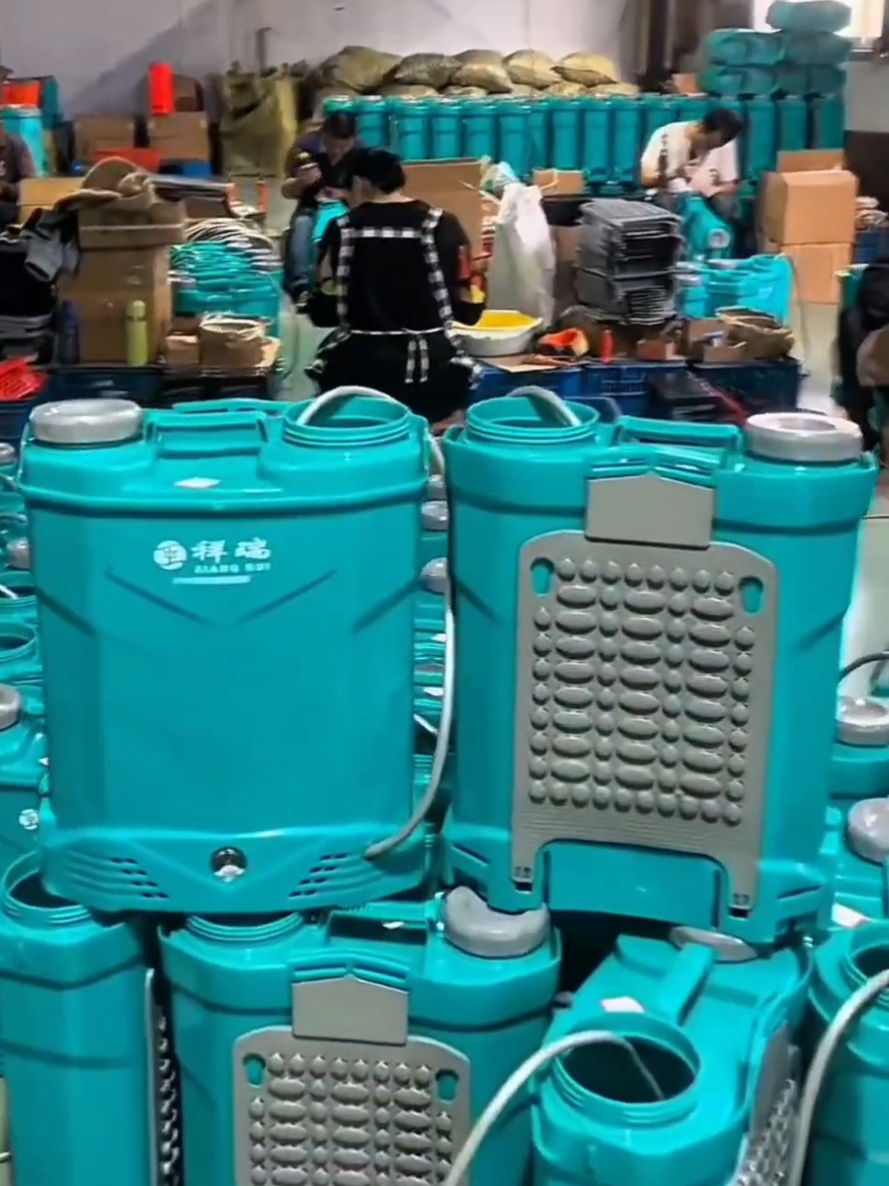 ALAT SEMPROT ELEKTRIK RESMI SNI #semprotantanaman #semprotanair #semprotanpertanian #sprayerelektrik #alatpertanianmoderen 