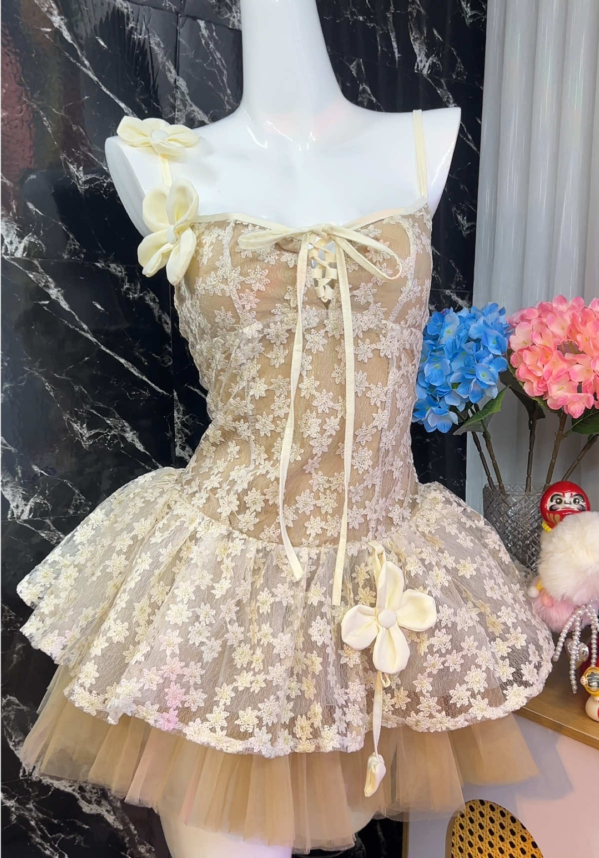 váy ren hoa thêu#vay #vayxinh #damxinh #damren #damxoe 