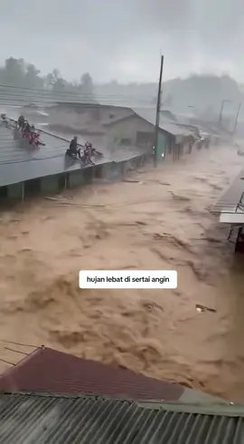 Suasana Gelap, Mendung, Hujan dan Banjir... #fy #fyp #fypシ #banjir #hujan 